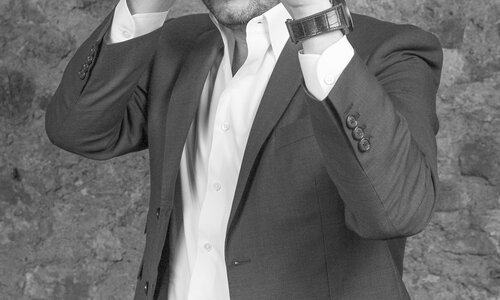JULIEN TORNARE, LES DOUZE TRAVAUX DE ZENITH